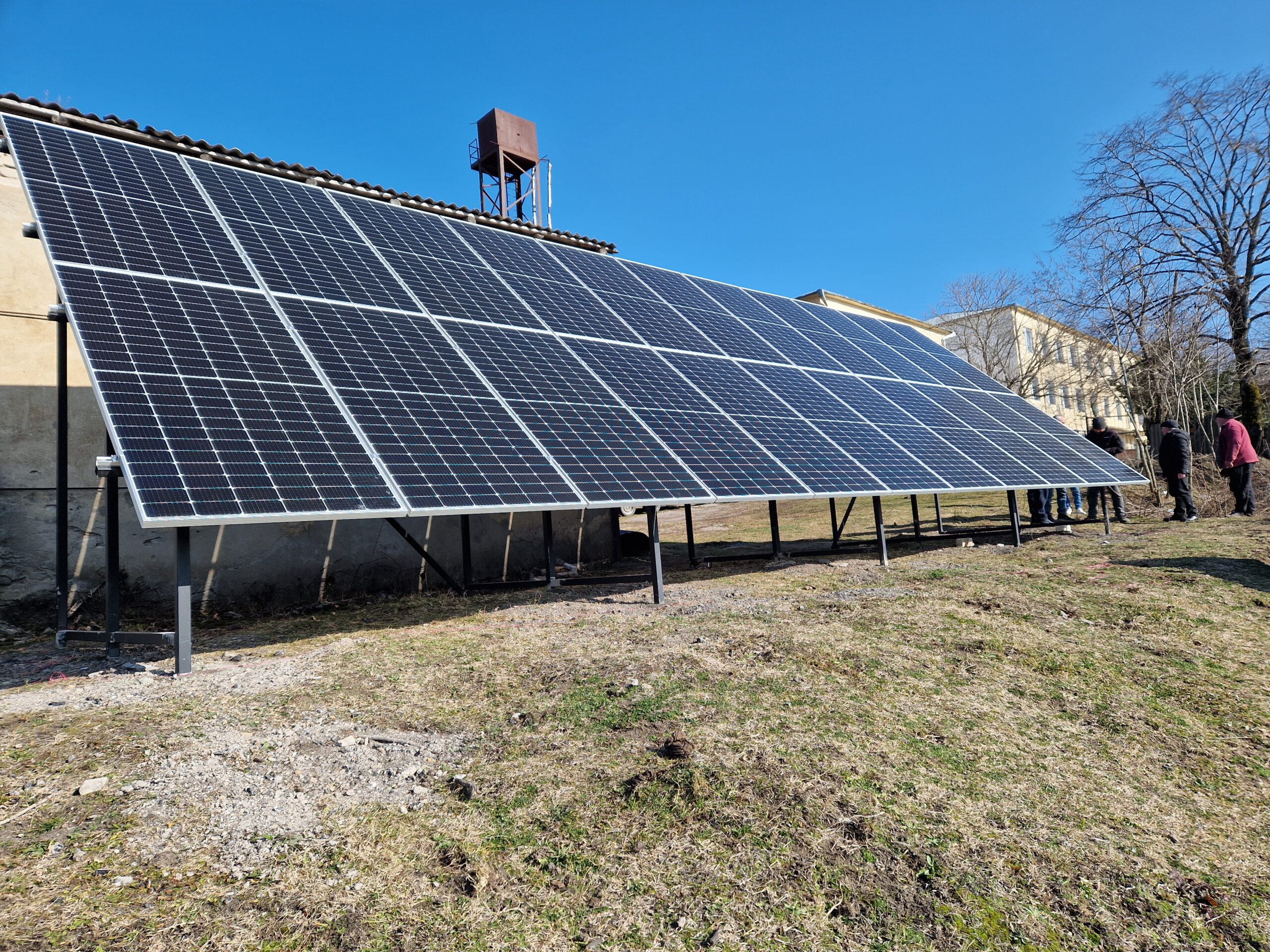 Sveri public school goes solar