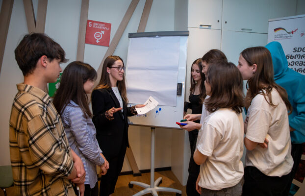 CENN-მა, გერმანიის მთავრობის მხარდაჭერით, 250-მდე ახალგაზრდისა და CSO-სთვის SDG-ებზე საინფორმაციო კამპანიები გამართა